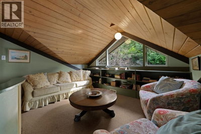 6035 EAGLERIDGE Drive | West Vancouver British Columbia | Slide Image Twenty-one