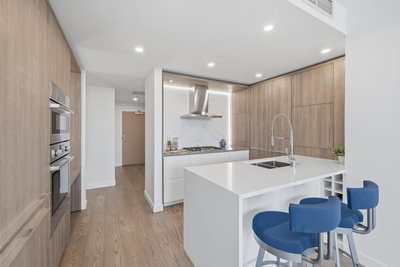 15165 THRIFT Avenue | White Rock British Columbia | Slide Image Twelve