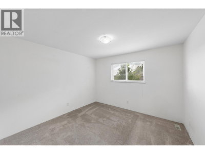 122 CHESTNUT Court | Port Moody British Columbia | Slide Image Sixteen