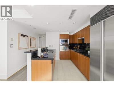 323 JERVIS Street | Vancouver British Columbia | Slide Image Nine