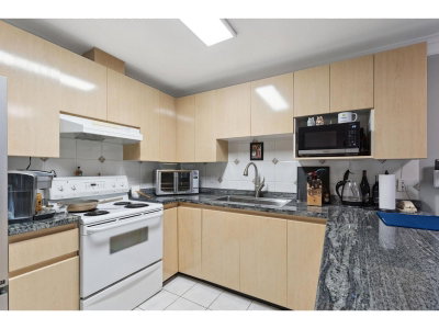 8115 121A Street | Surrey British Columbia | Slide Image Nine
