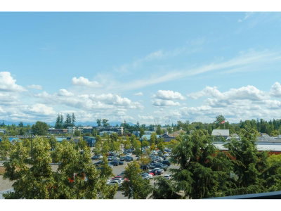 2970 KING GEORGE Boulevard | Surrey British Columbia | Slide Image Twenty-eight