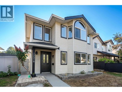12578 224 Street | Maple Ridge British Columbia | Slide Image Three