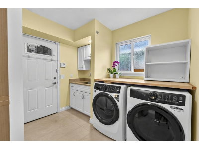 2092 148 Street | Surrey British Columbia | Slide Image Fifteen