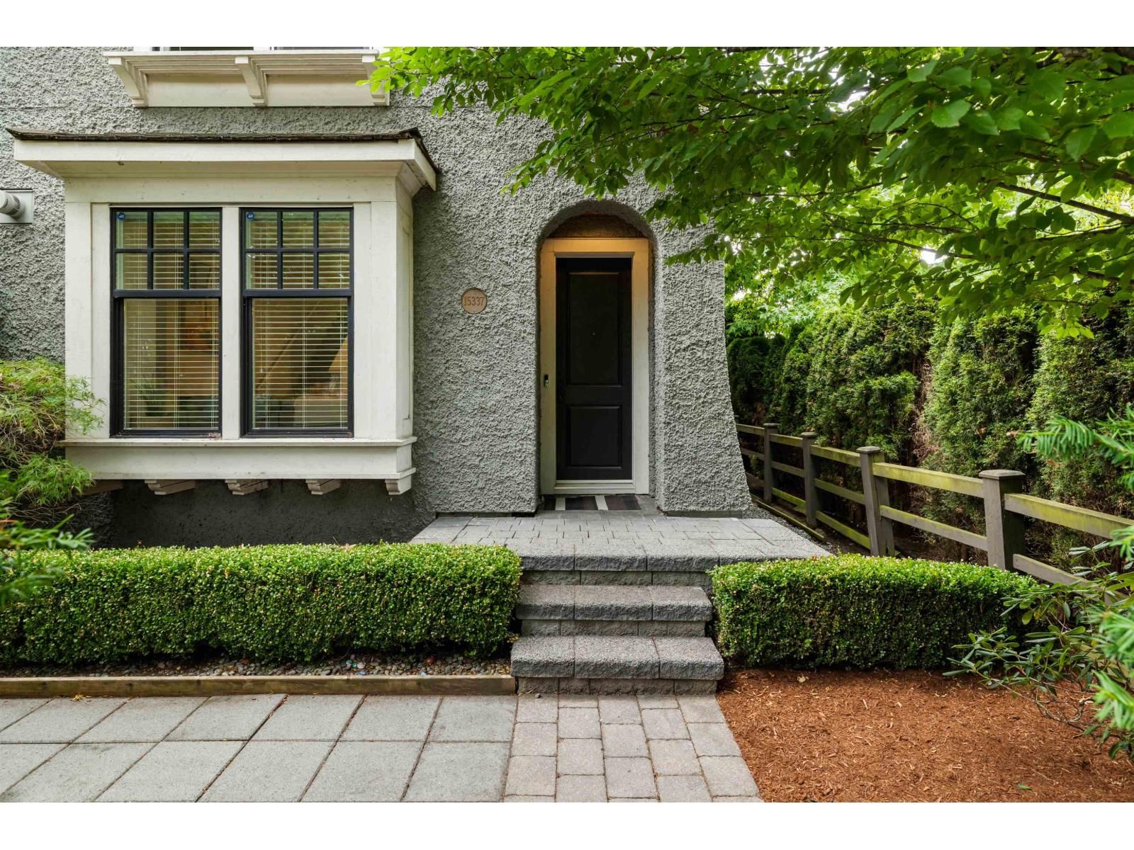 15337 34 Avenue, Surrey, British Columbia V3Z 2X2