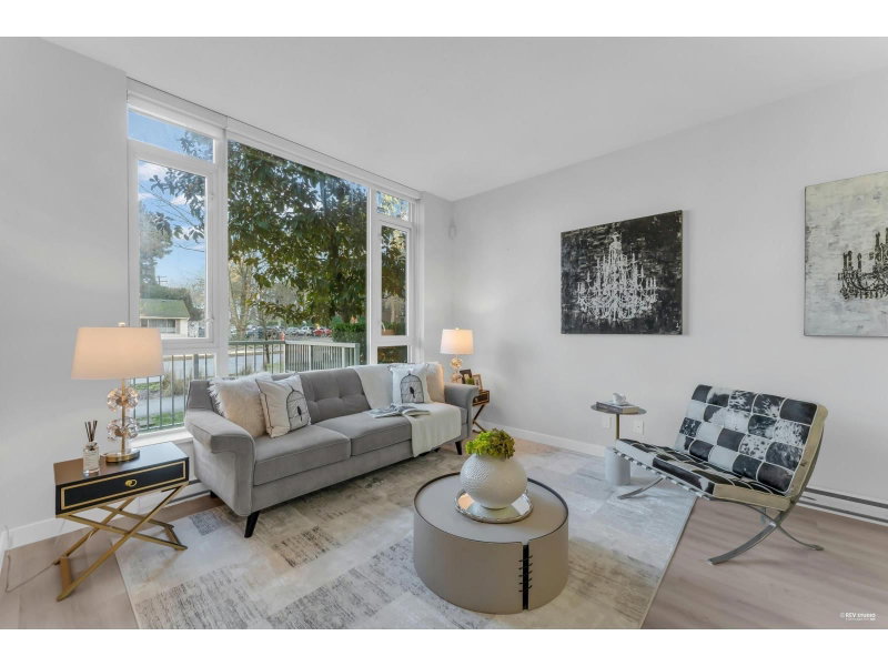 13720 100 Avenue Surrey British Columbia, V3T 0L5 - 3 Bedrooms Condo For Sale
