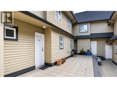 3938 ALBERT Street | Burnaby British Columbia | Slide Image Twenty