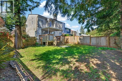 3848 GARDEN GROVE Drive | Burnaby British Columbia | Slide Image Thirty-five