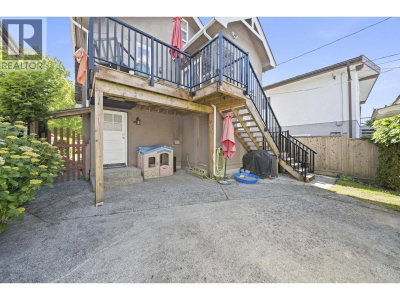 5743 ST. MARGARETS Street | Vancouver British Columbia | Slide Image Twenty-seven
