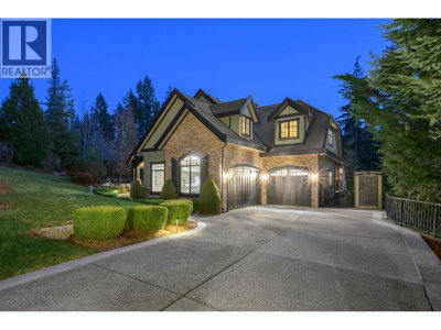 1062 MAGNOLIA Way | Anmore British Columbia | Slide Image Two