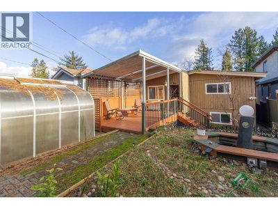 111 FELL Avenue | Burnaby British Columbia | Slide Image Thirty-seven
