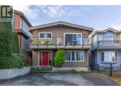 111 FELL Avenue | Burnaby British Columbia | Slide Image Forty