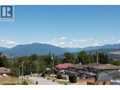6525 DUFFERIN Avenue | Burnaby British Columbia | Slide Image Thirty