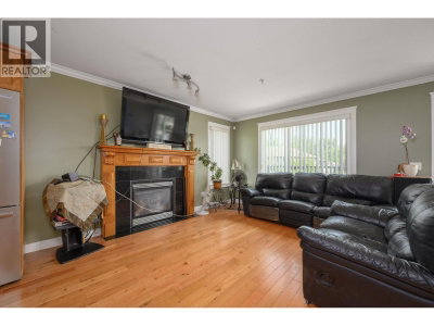 11382 240 Street | Maple Ridge British Columbia | Slide Image Twelve