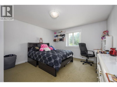11382 240 Street | Maple Ridge British Columbia | Slide Image Eighteen
