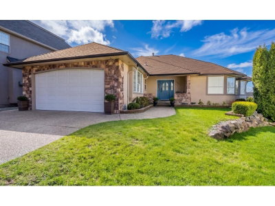 2389 ORCHARD Place | Abbotsford British Columbia | Slide Image Two