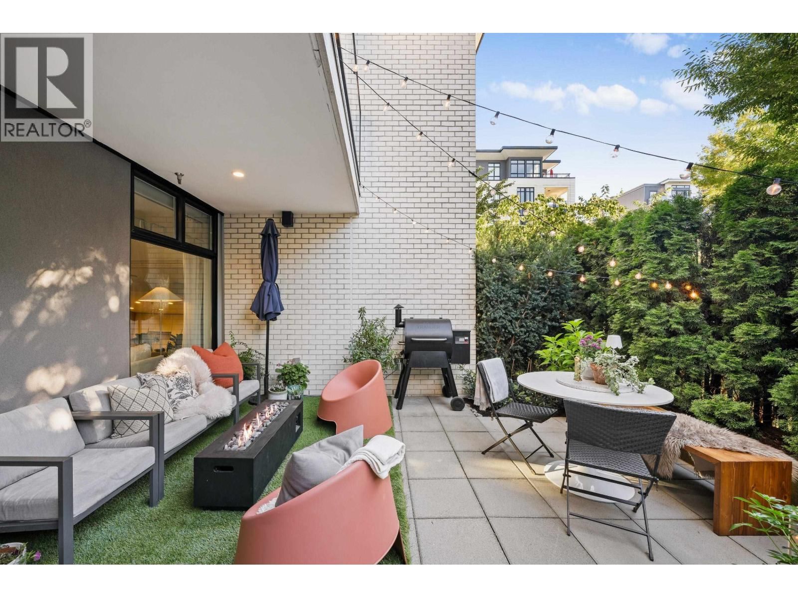 5080 QUEBEC Street, Vancouver, British Columbia V5W 2N2