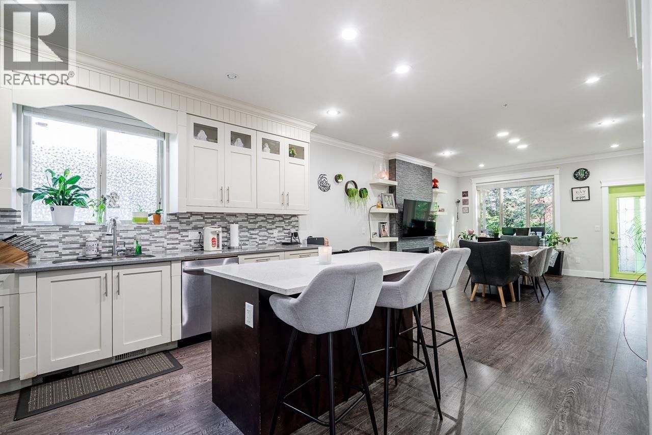 21528 DONOVAN Avenue, Maple Ridge, British Columbia V2X 3A1