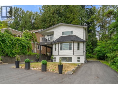 660 22ND Street | North Vancouver British Columbia | Slide Image Thirty-five