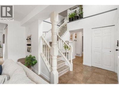 2378 MARIANA Place | Coquitlam British Columbia | Slide Image Nineteen