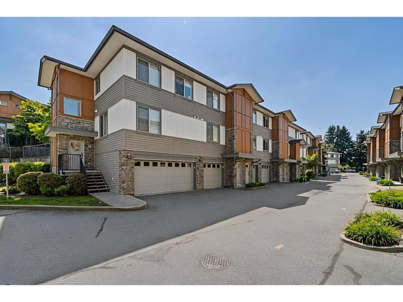 34248 KING Road Abbotsford British Columbia, V2S 0B1 - 2 Bedrooms Condo For Sale