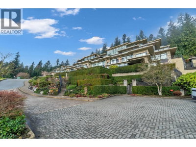 2245 TWIN CREEK Place | West Vancouver British Columbia | Slide Image Thirty-three