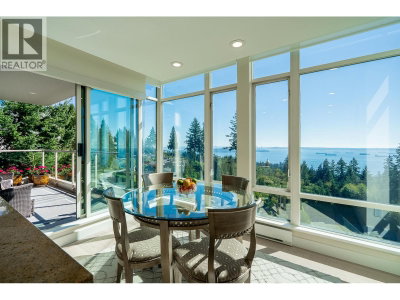 3131 DEER RIDGE Drive | West Vancouver British Columbia | Slide Image Eighteen