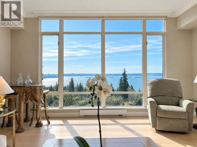 3131 DEER RIDGE Drive | West Vancouver British Columbia | Slide Image Two