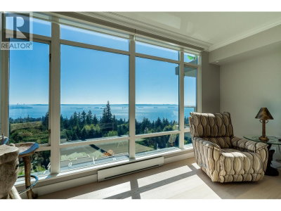3131 DEER RIDGE Drive | West Vancouver British Columbia | Slide Image Eight
