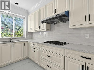3660 BARMOND Avenue | Richmond British Columbia | Slide Image Fourteen
