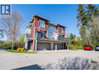 24076 112 Avenue | Maple Ridge British Columbia | Slide Image Thirty