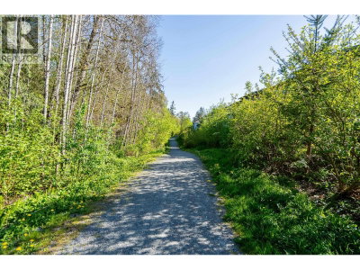 24076 112 Avenue | Maple Ridge British Columbia | Slide Image Thirty-five