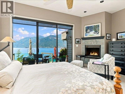 108 FURRY CREEK Drive | West Vancouver British Columbia | Slide Image Thirteen