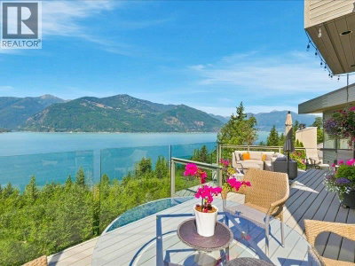 108 FURRY CREEK Drive | West Vancouver British Columbia | Slide Image Twenty-two