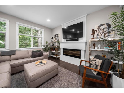 35298 MARSHALL Road | Abbotsford British Columbia | Slide Image Six