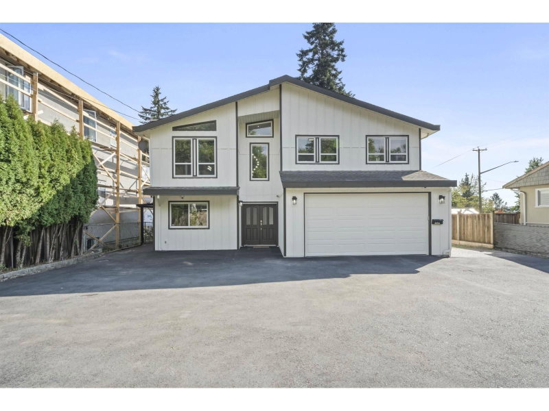 18018 60 Avenue Surrey British Columbia, V3S 1V6 - 6 Bedrooms Home For Sale