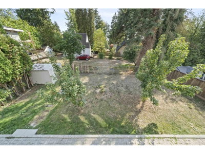 18018 60 Avenue | Surrey British Columbia | Slide Image Thirty