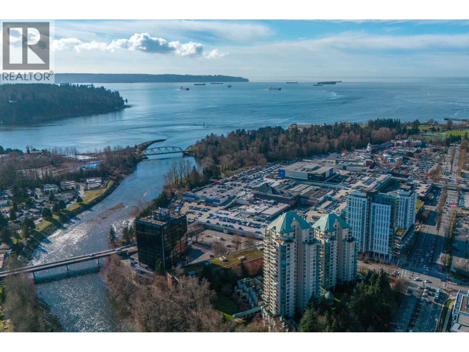 338 TAYLOR Way, West Vancouver, British Columbia V7T 2Y1