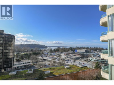 338 TAYLOR Way | West Vancouver British Columbia | Slide Image Thirteen