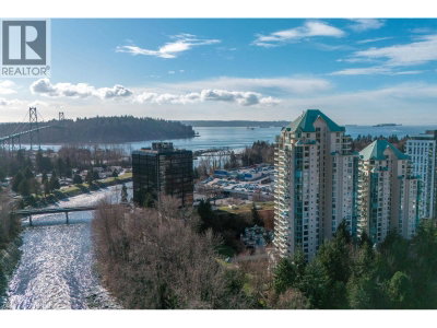 338 TAYLOR Way | West Vancouver British Columbia | Slide Image Thirty-eight