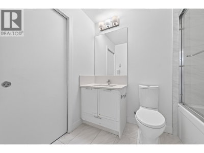 828 GAUTHIER Avenue | Coquitlam British Columbia | Slide Image Thirteen