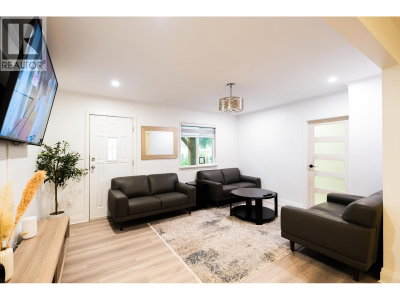 20955 118 Avenue | Maple Ridge British Columbia | Slide Image Four