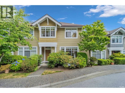 5298 OAKMOUNT Crescent | Burnaby British Columbia | Slide Image One