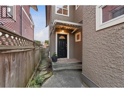 3428 7TH Avenue | Vancouver British Columbia | Slide Image Four