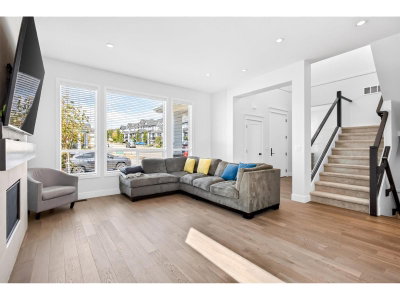 16532 20A Avenue | Surrey British Columbia | Slide Image Seven