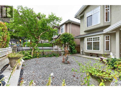 4503 FRANCES Street | Burnaby British Columbia | Slide Image Four