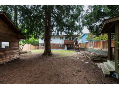 14036 102A Avenue | Surrey British Columbia | Slide Image Thirteen
