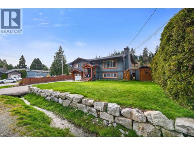 38101 CHESTNUT Avenue | Squamish British Columbia | Slide Image Thirty-five