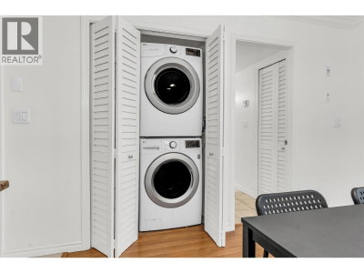 84 GRANT Street | Port Moody British Columbia | Slide Image Thirteen