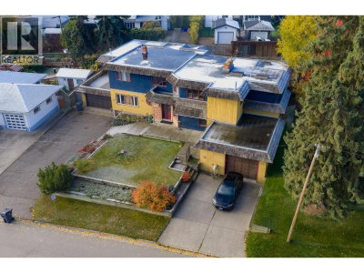 2550 LAURIER Crescent | Prince George British Columbia | Slide Image One
